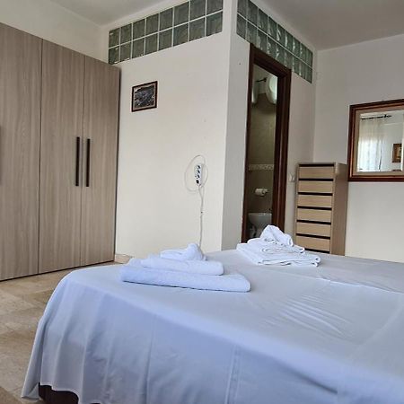 Em Holiday Apartment Quartu SantʼElena Extérieur photo